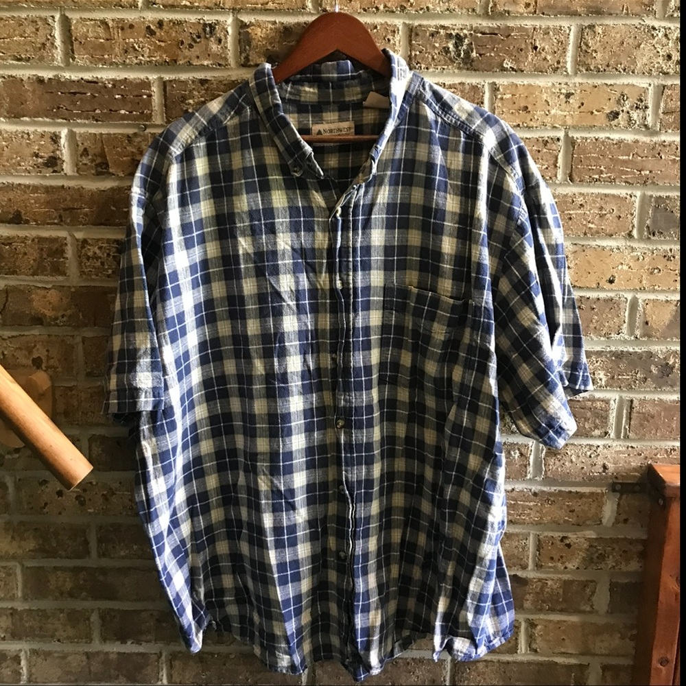 VTG Northwest Territory Plaid Short Sleeve Button Front Dress shirt